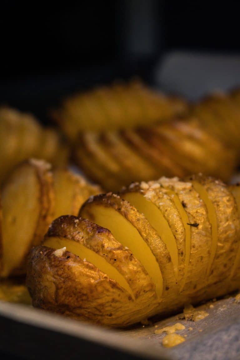 How to Bake a Potato in a Toaster Oven?
